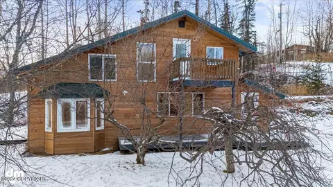 1800 Nadina St, Palmer, AK 99645
