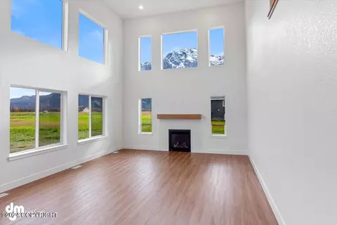 8569 Eagle View Cir, Palmer, AK 99645