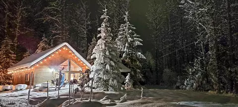 167 Mount Hood Dr, Girdwood, AK 99587