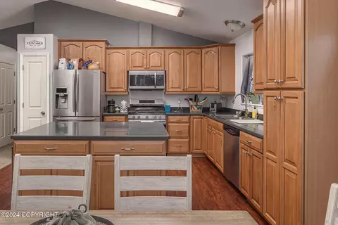 2107 Casey Cusack Loop, Anchorage, AK 99515 photo 10