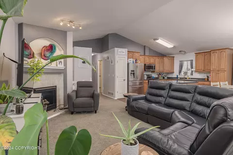 2107 Casey Cusack Loop, Anchorage, AK 99515 photo 7
