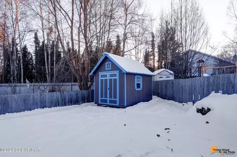 3323 Wiley Post Loop, Anchorage, AK 99517 photo 5