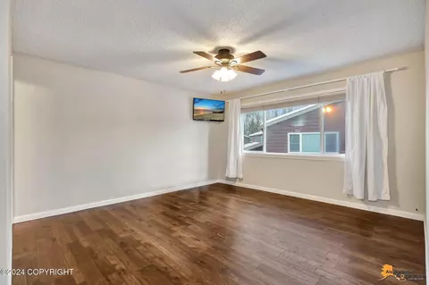 3323 Wiley Post Loop, Anchorage, AK 99517 photo 28