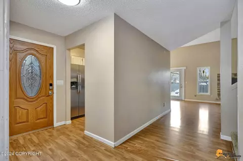 3323 Wiley Post Loop, Anchorage, AK 99517 photo 12