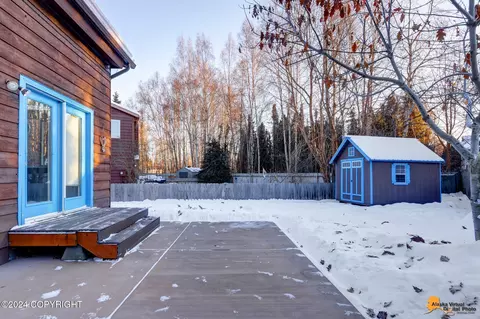 3323 Wiley Post Loop, Anchorage, AK 99517 photo 11