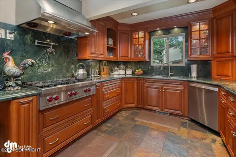 Kitchen - 19205 Andreanof Dr, Eagle River, AK 99577 photo 2 of 8
