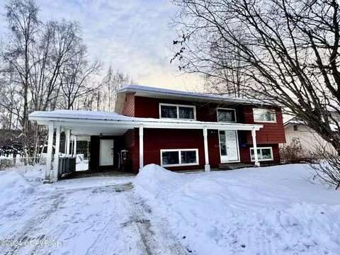 1962 Waldron Dr, Anchorage, AK 99507