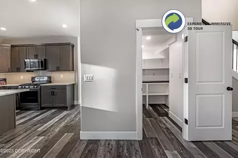 Entry Way - 7404 E Riparian Loop, Palmer, AK 99645 photo 6 of 8