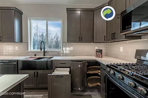 Kitchen - 7404 E Riparian Loop, Palmer, AK 99645 photo 6 of 8