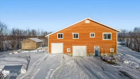 15745 Loon Cove Dr, Big Lake, AK 99652