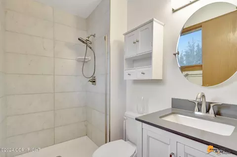 Bath - 19932 Kalka Cir, Eagle River, AK 99577 photo 1 of 2