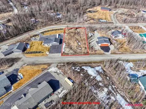 7025 S Hangar Cir, Wasilla, AK 99654