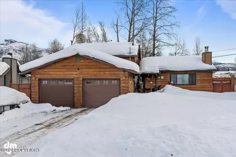 Exterior - 8420 E 20th Ave, Anchorage, AK 99504 photo 3 of 5