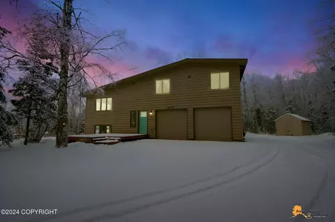 4200 S Loussac Ln, Wasilla, AK 99654