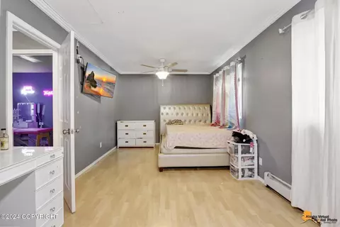 Bedroom - 4343 E 5th Ave, Anchorage, AK 99508 photo 3 of 5