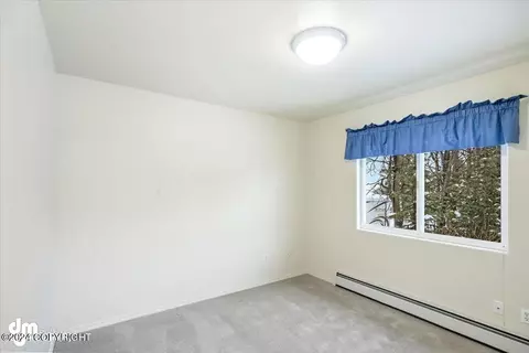 Bedroom - 17406 Adams Ln, Eagle River, AK 99577 photo 3 of 6
