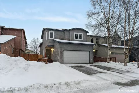 8017 Country Woods Dr, Anchorage, AK 99502