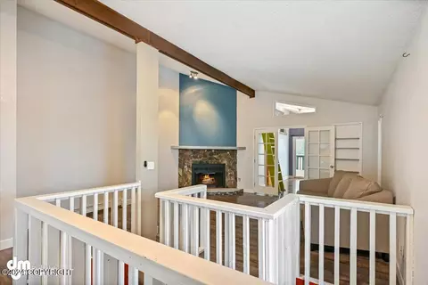 Living - 3561 E 20th Ave, Anchorage, AK 99508 photo 2 of 4