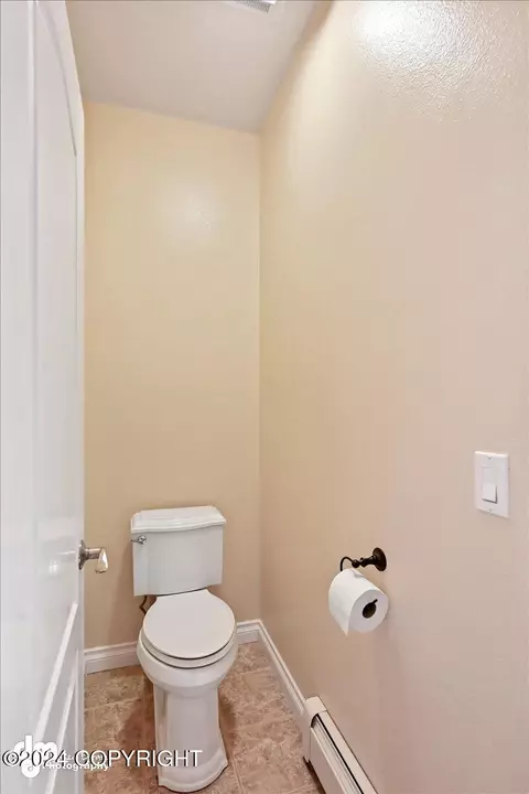 Bath - 3541 E 112th Ave, Anchorage, AK 99516 photo 4 of 9