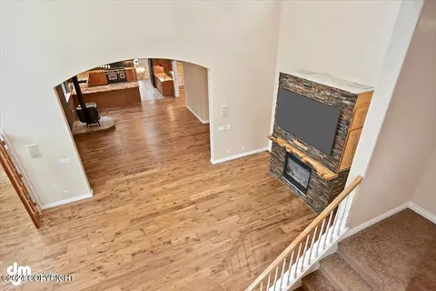 Living - 3541 E 112th Ave, Anchorage, AK 99516 photo 7 of 9