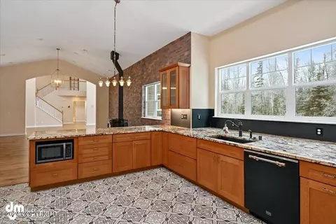 Kitchen - 3541 E 112th Ave, Anchorage, AK 99516 photo 10 of 11