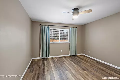 8921 Birch Park Cir, Eagle River, AK 99577 photo 20