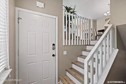 8921 Birch Park Cir, Eagle River, AK 99577 photo 2