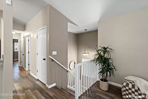 8921 Birch Park Cir, Eagle River, AK 99577 photo 3