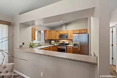 8921 Birch Park Cir, Eagle River, AK 99577 photo 14