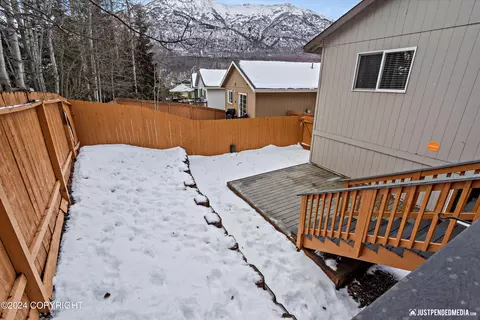 8921 Birch Park Cir, Eagle River, AK 99577 photo 40