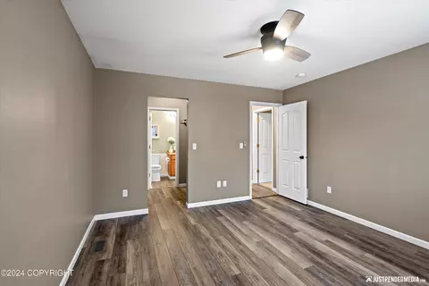 8921 Birch Park Cir, Eagle River, AK 99577 photo 21