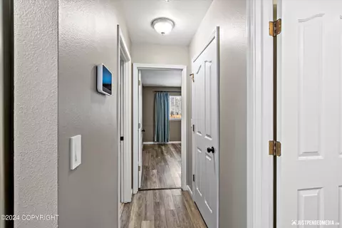 8921 Birch Park Cir, Eagle River, AK 99577 photo 19