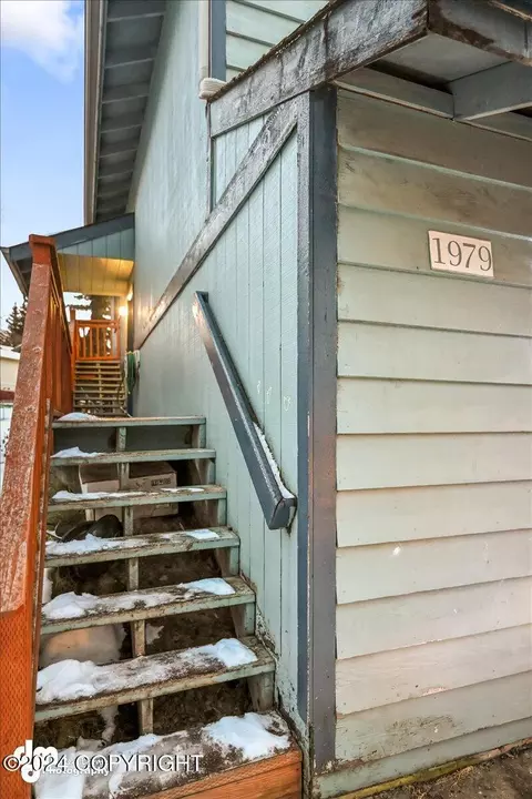 1979 Commodore Dr, Anchorage, AK 99507 photo 33
