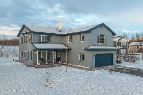 1808 N Citation Cir, Palmer, AK 99645