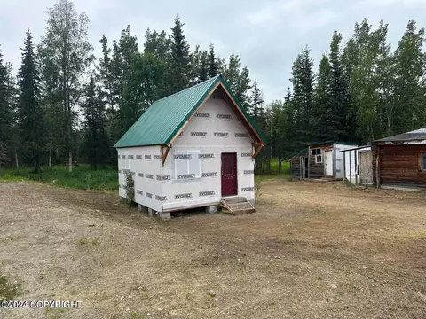 4641 Beaver Loop Rd, Kenai, AK 99611