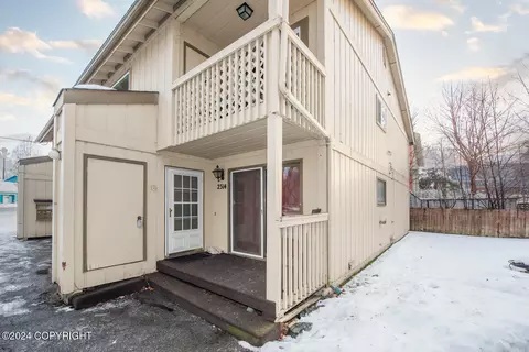 2314 Mcrae Rd # 05, Anchorage, AK 99517