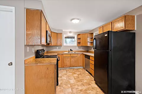 3133 E 43rd Ave, Anchorage, AK 99508 photo 34