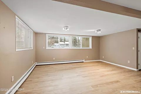 3133 E 43rd Ave, Anchorage, AK 99508 photo 31
