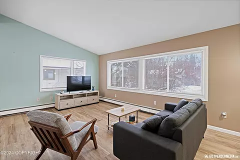 3133 E 43rd Ave, Anchorage, AK 99508 photo 10