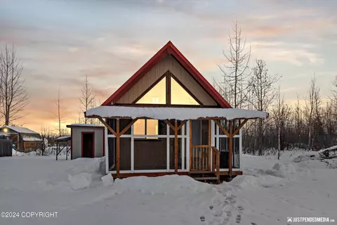16763 N Northshore Dr, Wasilla, AK 99654