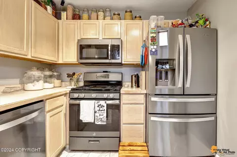 Kitchen - 3919 Sycamore Loop, Anchorage, AK 99504 photo 3 of 3