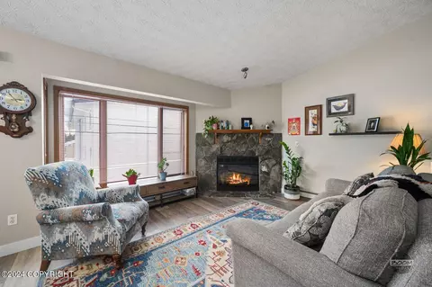 4621 Piper St # 19C, Anchorage, AK 99507