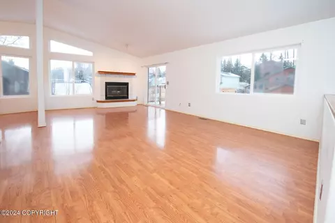 383 Peppertree Loop, Anchorage, AK 99504 photo 10