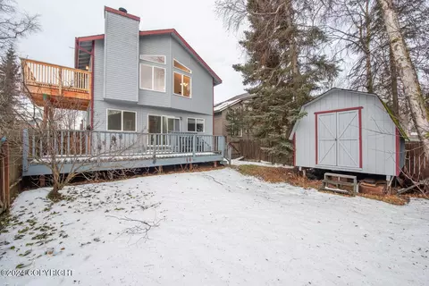 383 Peppertree Loop, Anchorage, AK 99504 photo 4