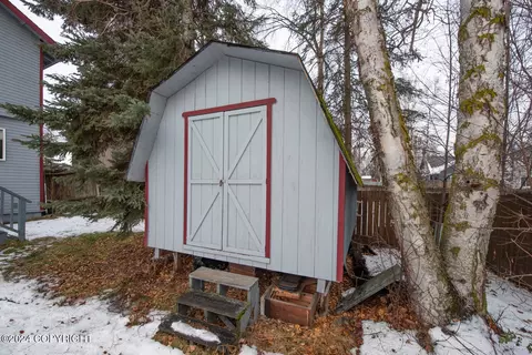 383 Peppertree Loop, Anchorage, AK 99504 photo 6