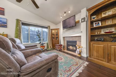 20624 Mountain Vista Dr, Eagle River, AK 99577 photo 5