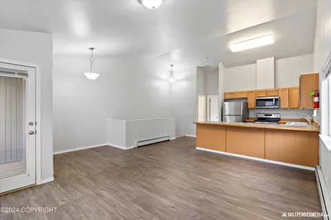 7299 Chugach Meadows Loop # 11G, Anchorage, AK 99507