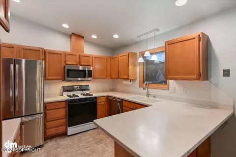 12657 Breckenridge Dr, Eagle River, AK 99577 photo 16