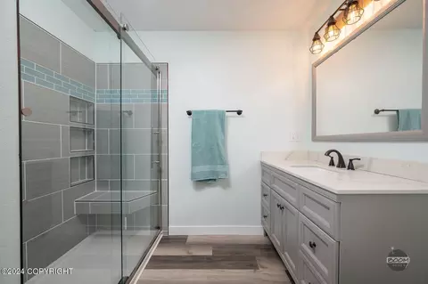 Bath - 20232 David Ave, Eagle River, AK 99577 photo 1 of 3