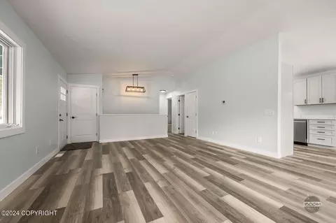 Living - 20232 David Ave, Eagle River, AK 99577 photo 3 of 5